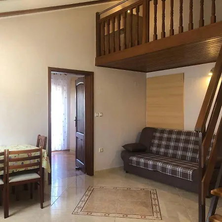 Апартаменты Sleeps 4 Close To *