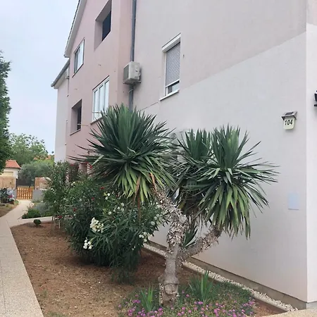 Sleeps 4 Close To Appartement Medulin